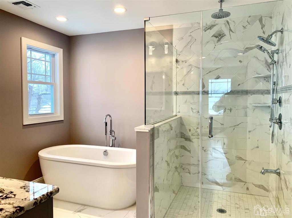 107 Alfred Street Edison, NJ 08820 - Photo 13 of 14 Gallery Image 13