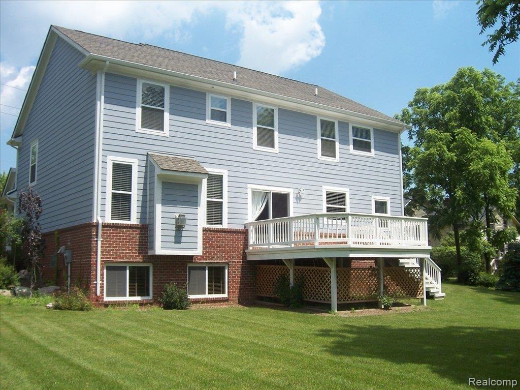 1651 West Avon Road Rochester, MI 48309 - Photo 15 of 19 Back Elevation View #1