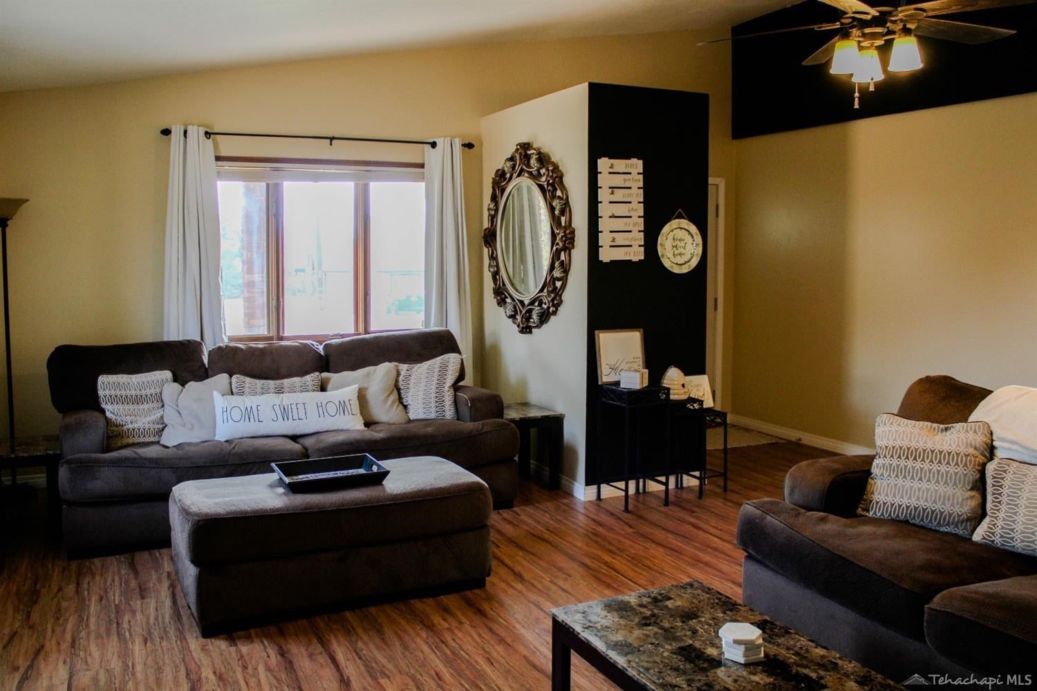 21831 Mid Way Tehachapi, CA 93561 - Photo 4 of 28 Gallery Image 4