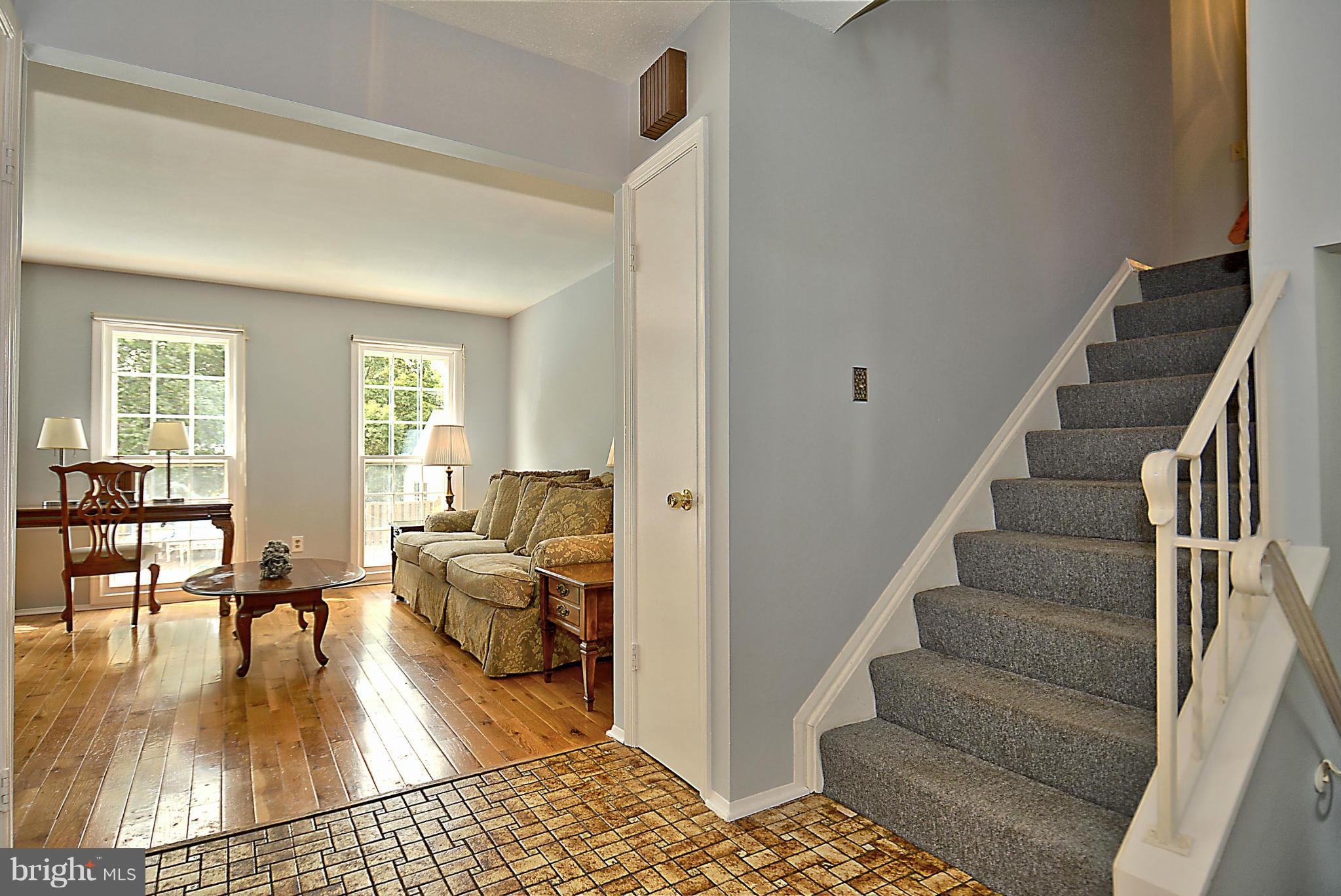 2401 Briggs Chaney Road Silver Spring, MD 20905 - Photo 11 of 27 Foyer