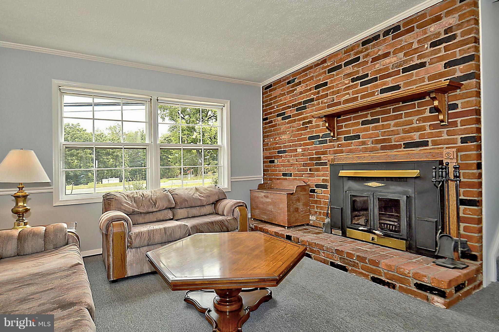 2401 Briggs Chaney Road Silver Spring, MD 20905 - Photo 12 of 27 Family Room