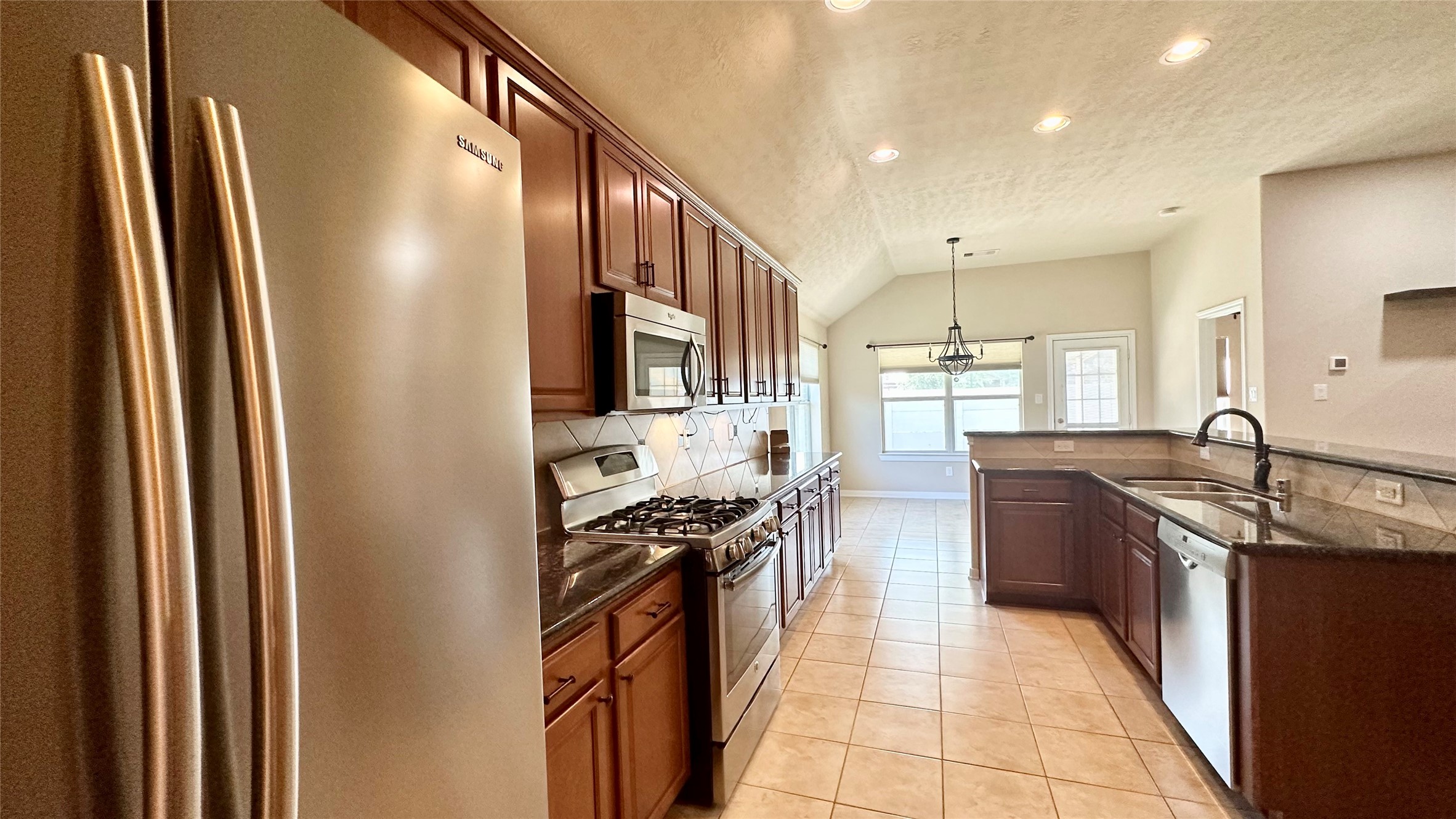 18903 Pinewood Point Lane Tomball, TX 77377 - Photo 14 of 48