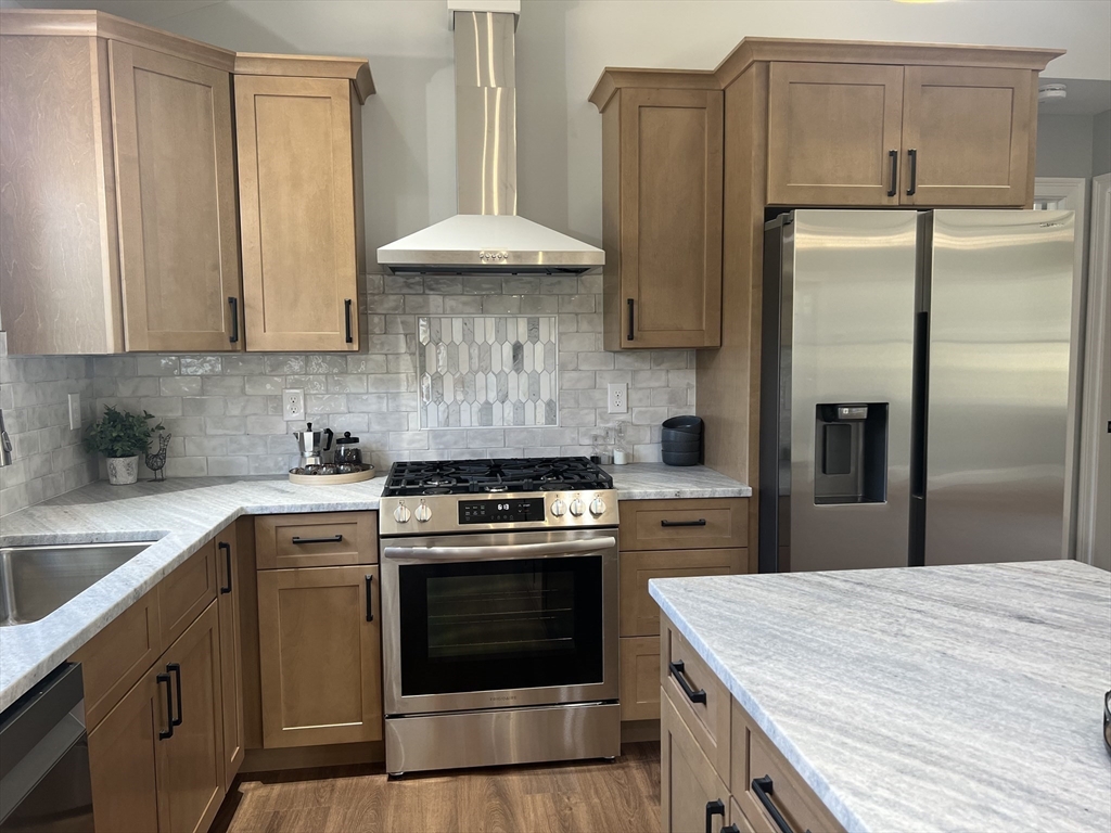 266 Old Lyman Road Chicopee, MA 01020 - Photo 6 of 37 Gallery Image 6