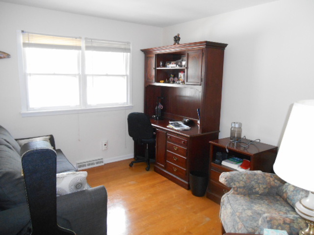 223 Harding Avenue Libertyville, IL 60048 - Photo 9 of 12