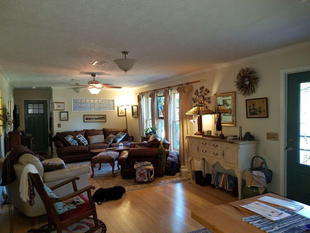 6074 Lexington Road Lancaster, KY 40444 - Photo 3 of 28 Photo 3