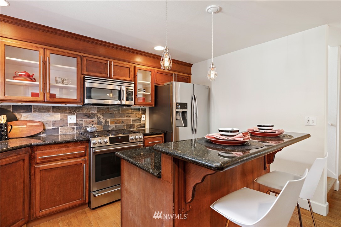 707 North 76th Street Seattle, WA 98103 - Photo 13 of 34 Gallery Image 13