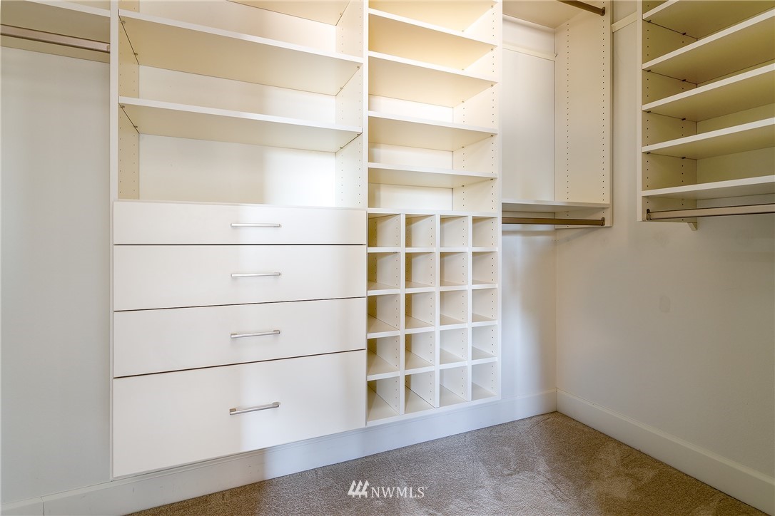 707 North 76th Street Seattle, WA 98103 - Photo 18 of 34 Gallery Image 18