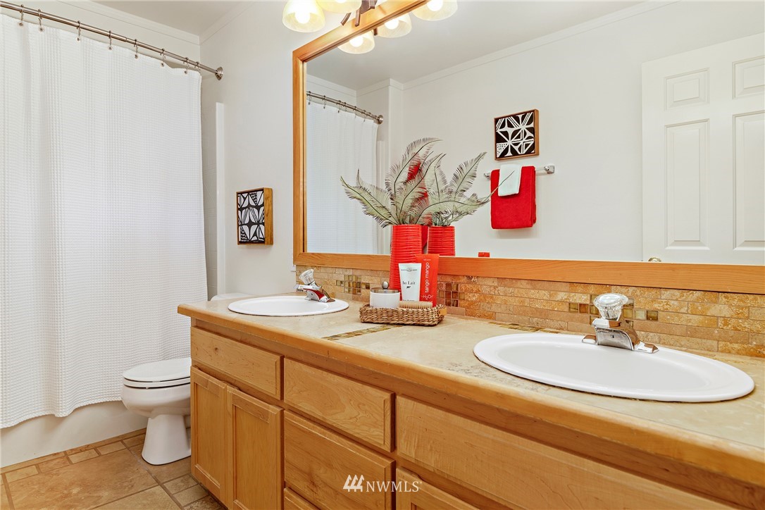 707 North 76th Street Seattle, WA 98103 - Photo 24 of 34 Gallery Image 24