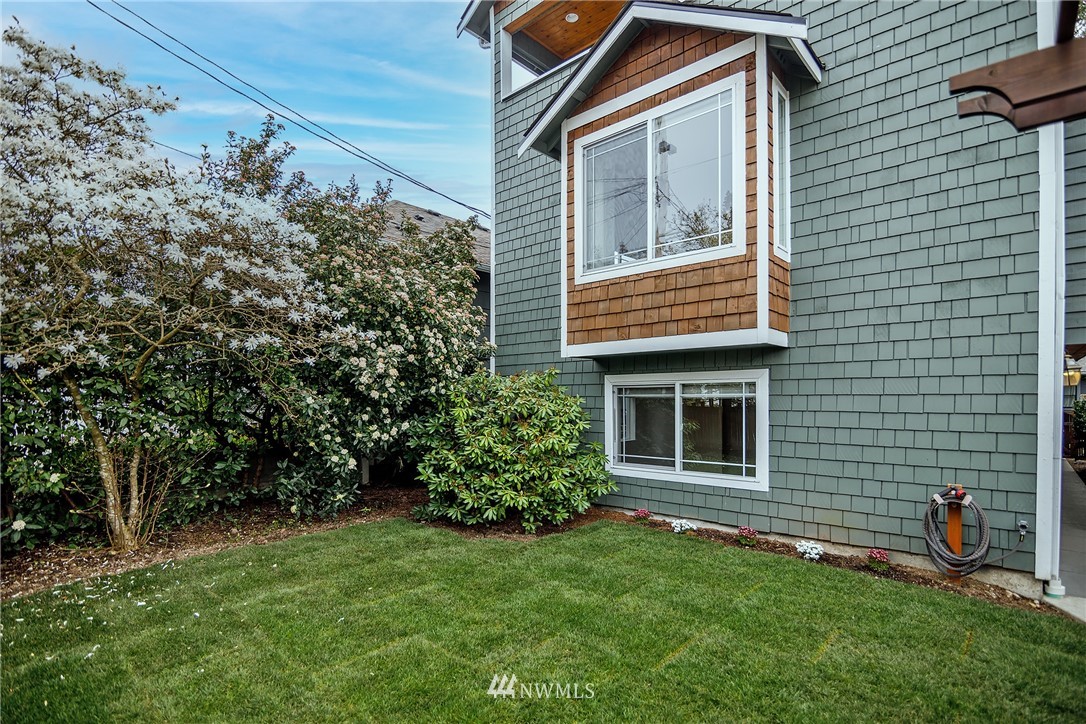 707 North 76th Street Seattle, WA 98103 - Photo 32 of 34 Gallery Image 32