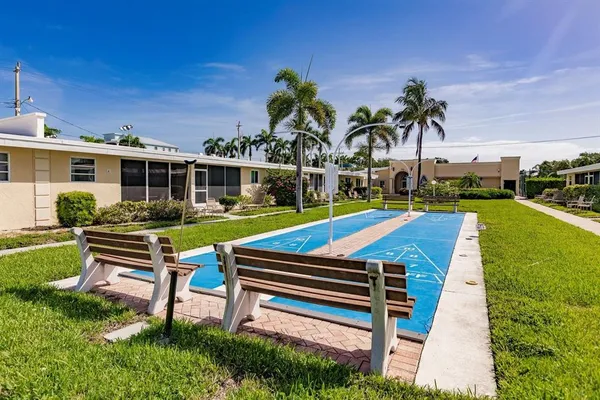 a view of outdoor space