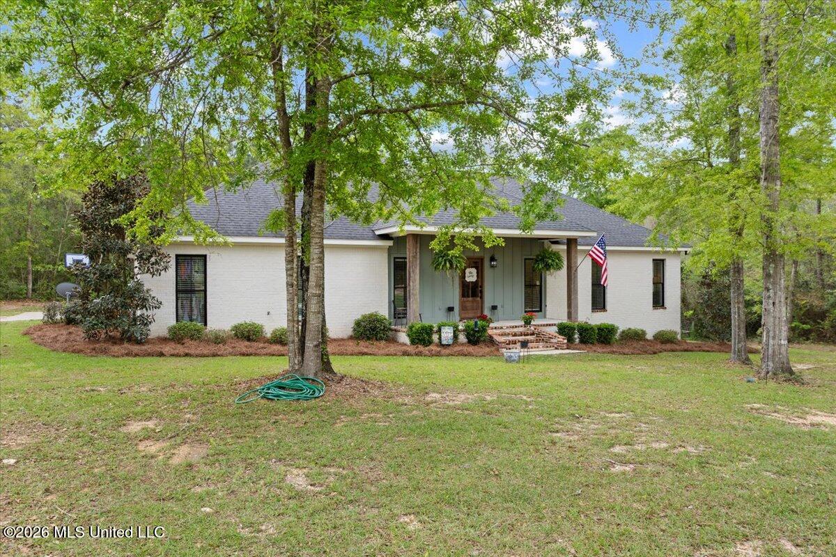 4107 Highway 589 Sumrall, MS 39482 - Photo 2 of 34 02-HJ0A6596