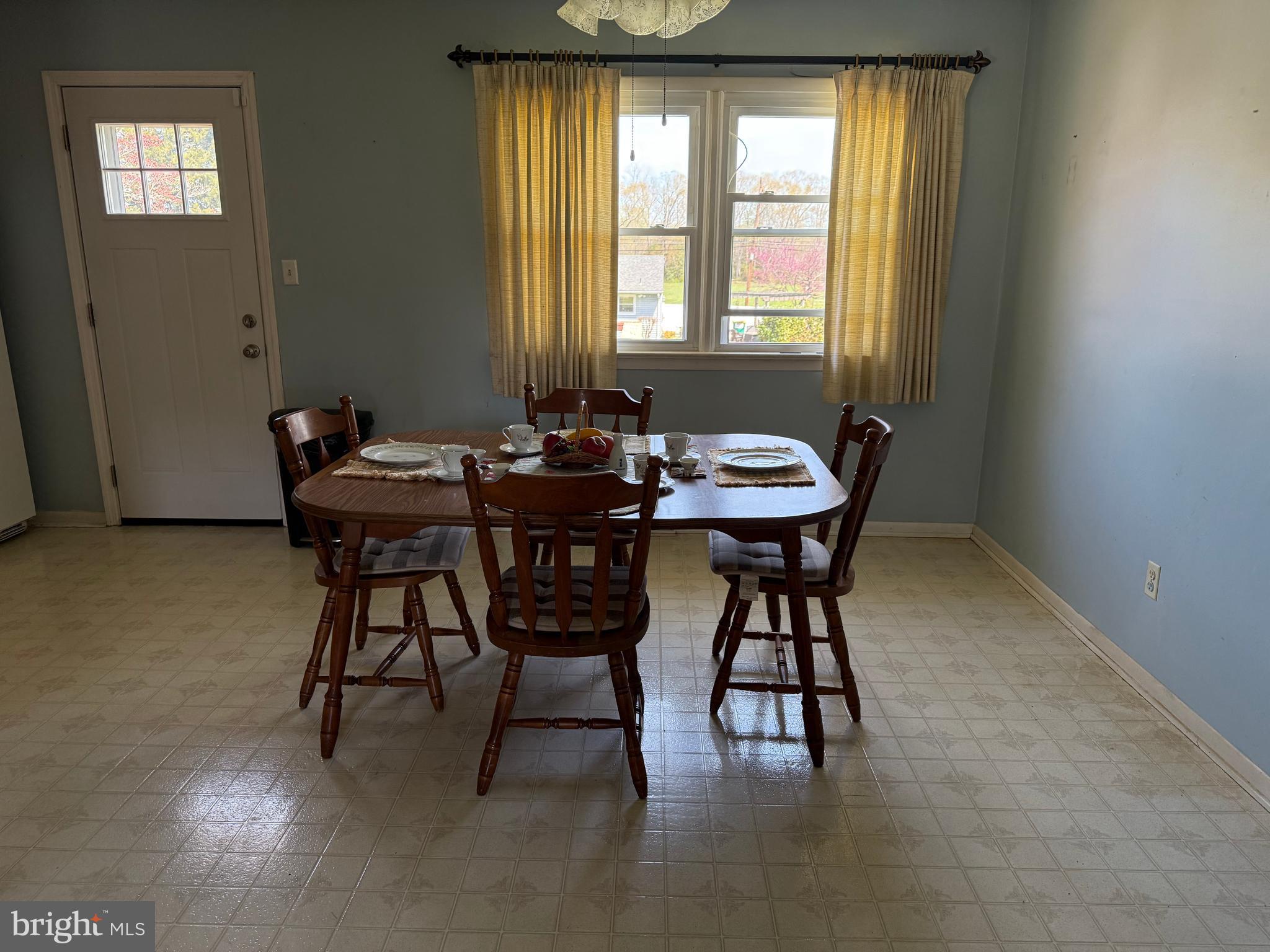 127 Stave Mill Road Bridgeton, NJ 08302 - Photo 9 of 28 dining area