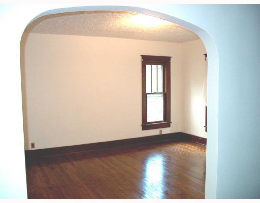 2300 Sunset Avenue Springfield, OH 45505 - Photo 4 of 12