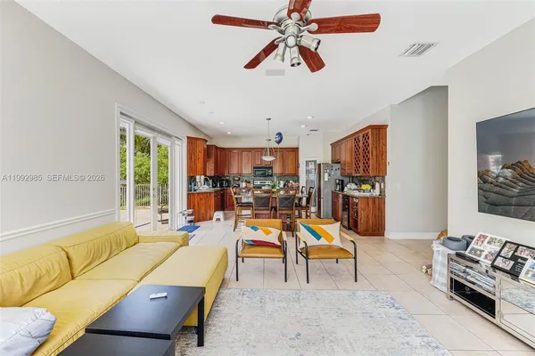 $5,500 | 16418 Northwest 14th Street, Pembroke Pines, FL 33028