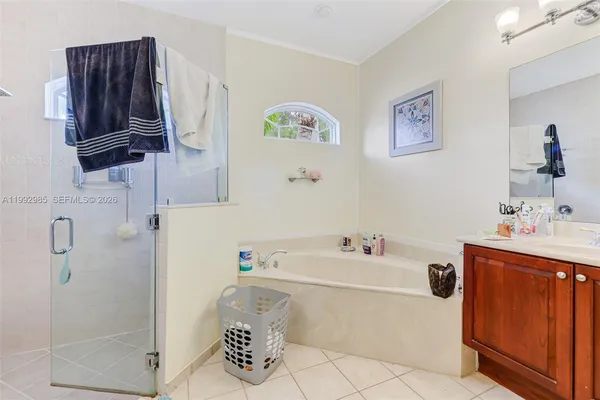 $5,500 | 16418 Northwest 14th Street, Pembroke Pines, FL 33028