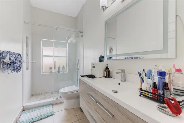 $5,500 | 16418 Northwest 14th Street, Pembroke Pines, FL 33028