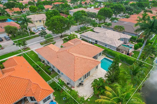 $5,500 | 16418 Northwest 14th Street, Pembroke Pines, FL 33028