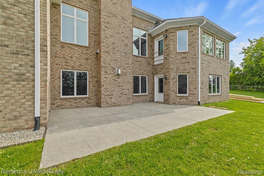 1450 West Maple Road Milford, MI 48381 - Photo 43 of 50