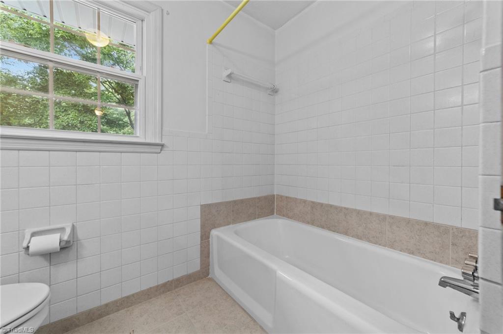1910 Angell Road Madison, NC 27025 - Photo 33 of 38