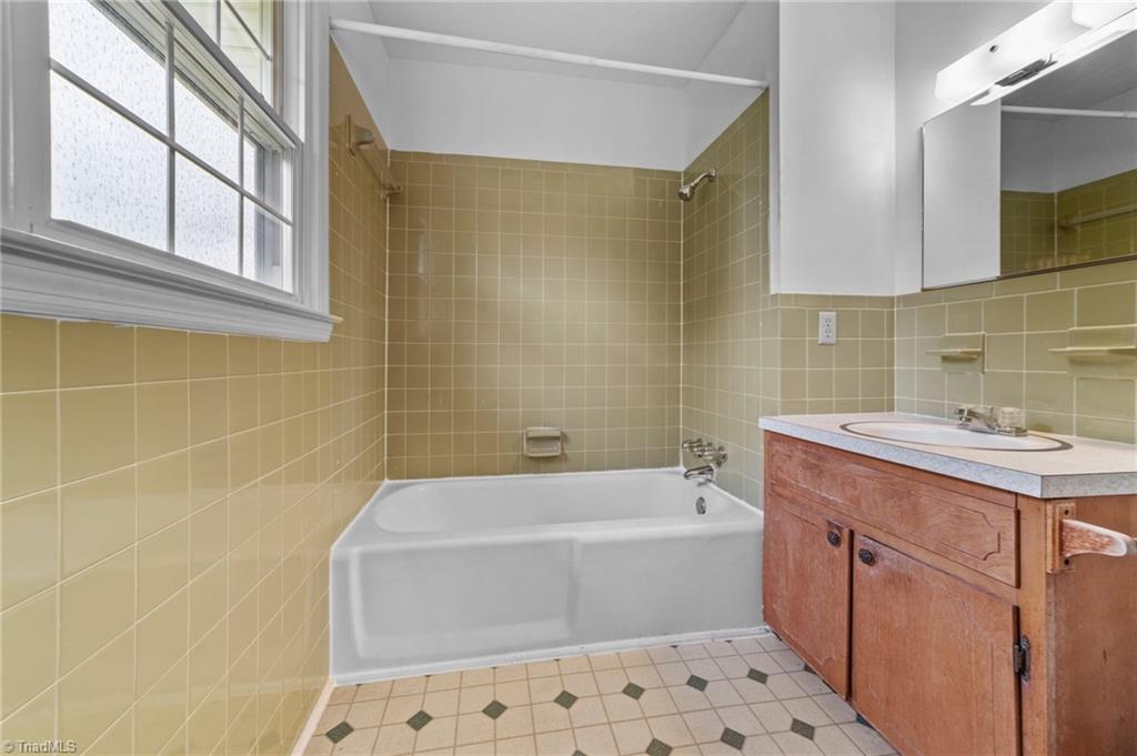 1910 Angell Road Madison, NC 27025 - Photo 37 of 38