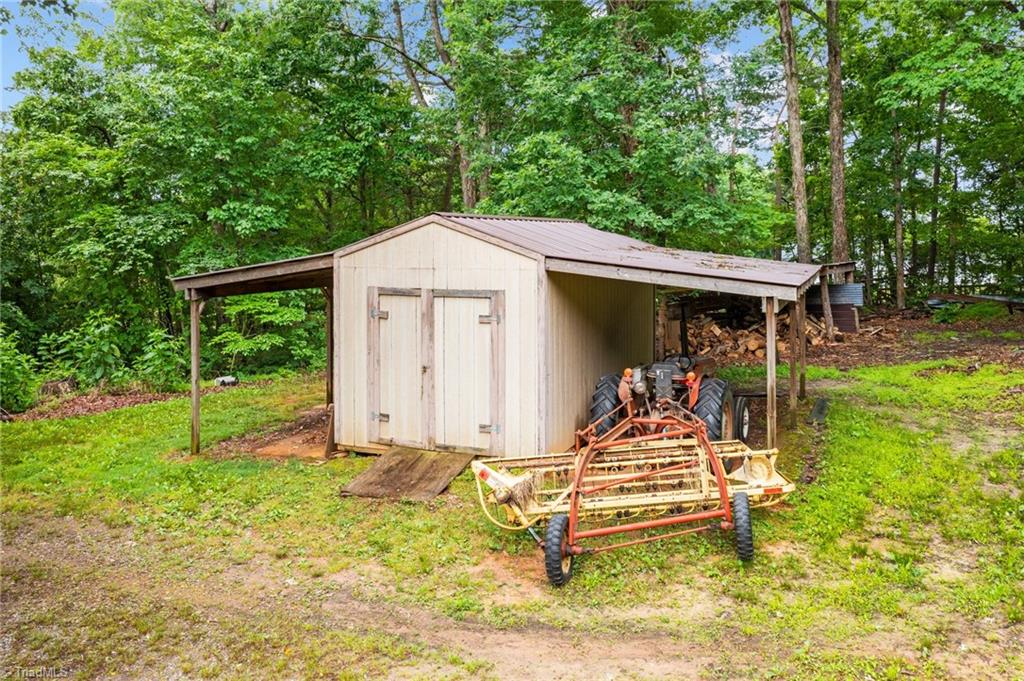1910 Angell Road Madison, NC 27025 - Photo 38 of 38