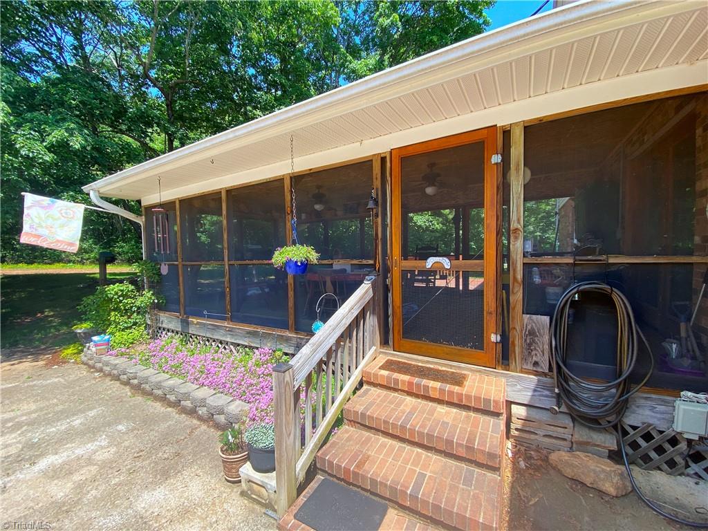 1910 Angell Road Madison, NC 27025 - Photo 9 of 38