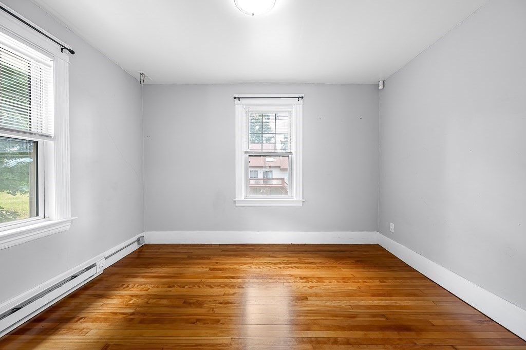 8 Simone Street Worcester, MA 01604 - Photo 22 of 35