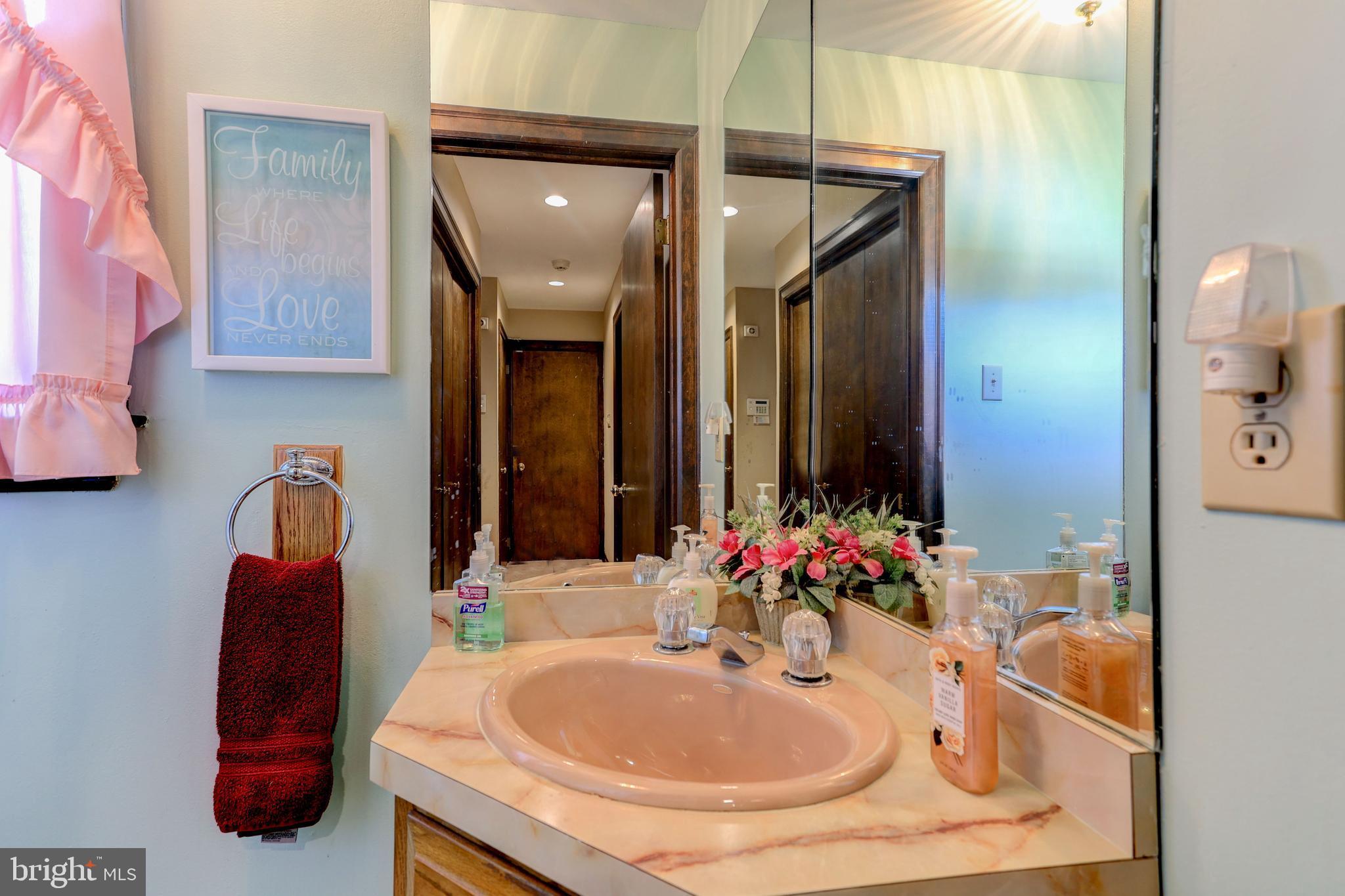 820 Mt Laurel Road Hainesport, NJ 08036 - Photo 7 of 33 Gallery Image 7