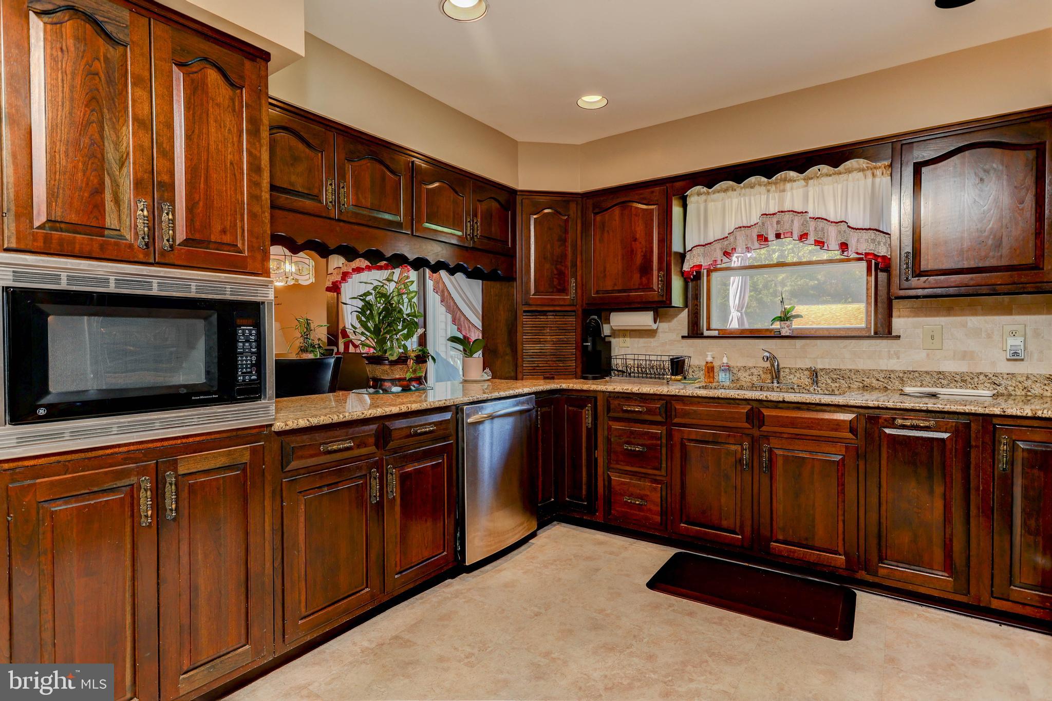 820 Mt Laurel Road Hainesport, NJ 08036 - Photo 8 of 33 Gallery Image 8