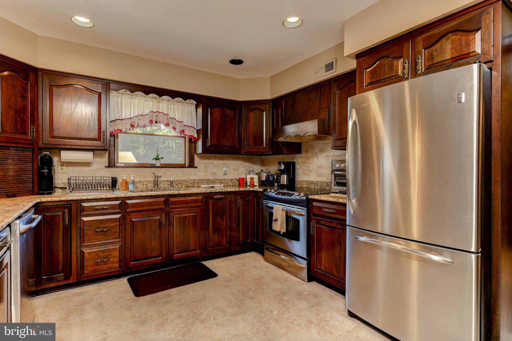 820 Mt Laurel Road Hainesport, NJ 08036 - Photo 9 of 33 Gallery Image 9