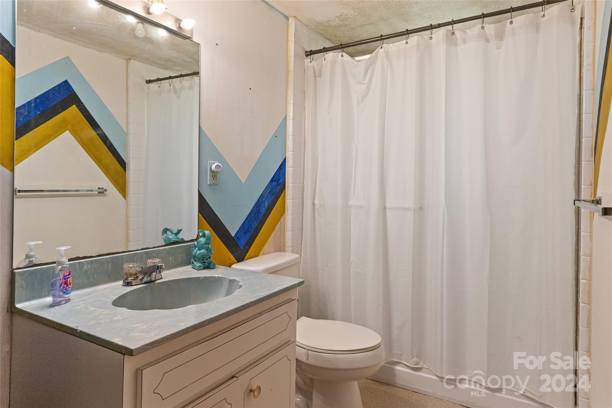 15 Upper Moffitt Road Asheville, NC 28805 - Photo 12 of 29 Gallery Image 12