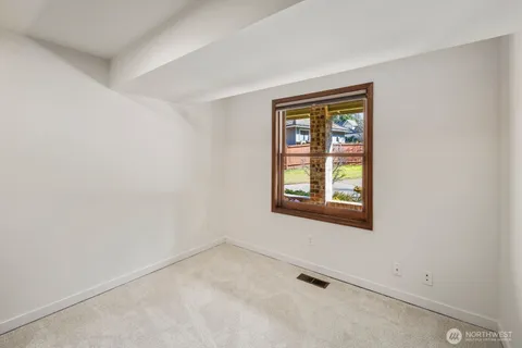 $1,198,000 | 8515 192nd Street Southwest, Edmonds, WA 98026