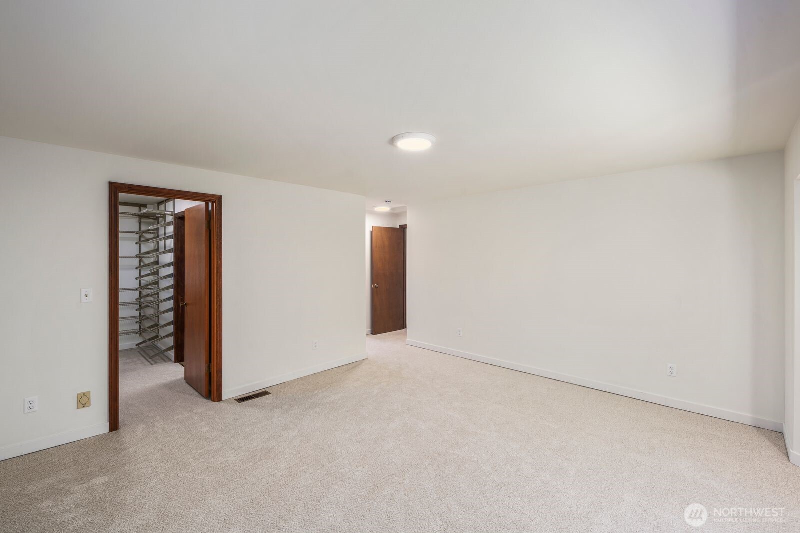 8515 192nd Street Southwest Edmonds, WA 98026 - Photo 22 of 38