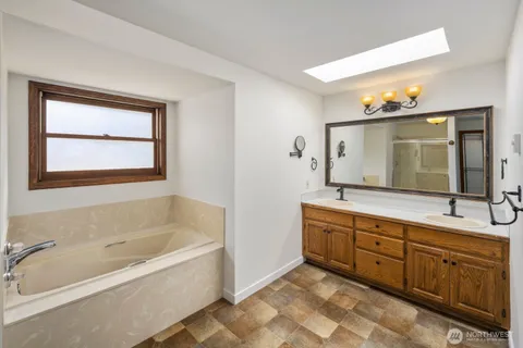 $1,198,000 | 8515 192nd Street Southwest, Edmonds, WA 98026