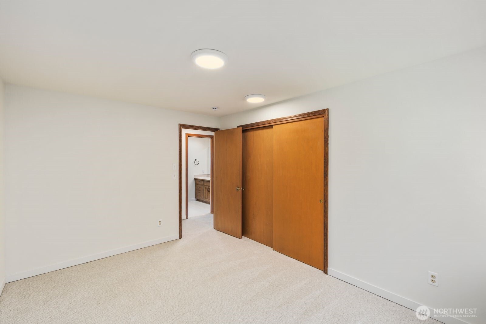 8515 192nd Street Southwest Edmonds, WA 98026 - Photo 30 of 38