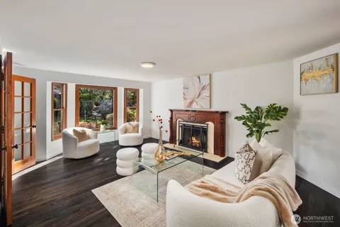 $1,198,000 | 8515 192nd Street Southwest, Edmonds, WA 98026