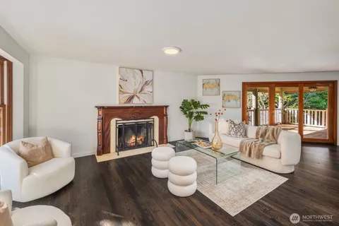 $1,198,000 | 8515 192nd Street Southwest, Edmonds, WA 98026