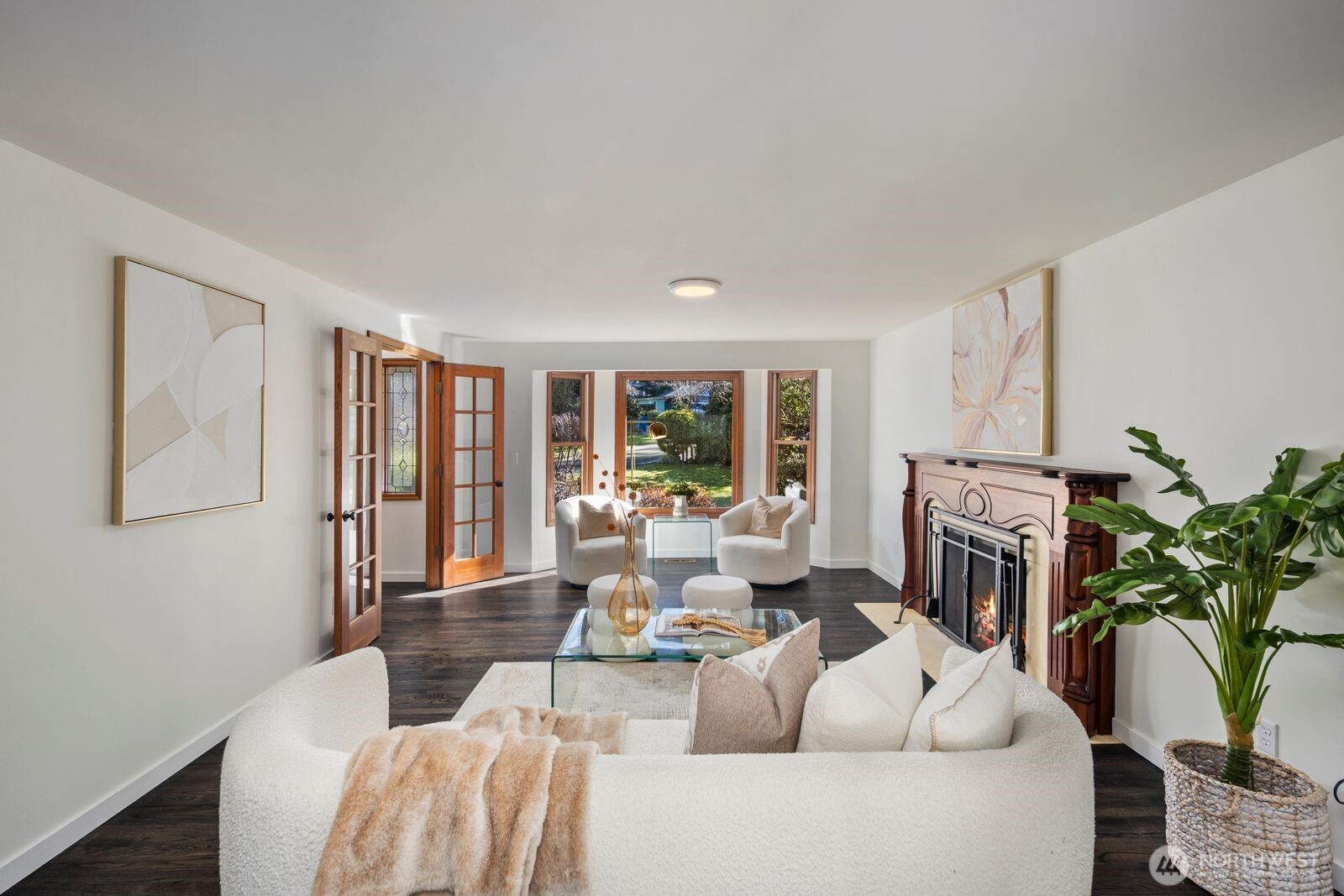 8515 192nd Street Southwest Edmonds, WA 98026 - Photo 6 of 38