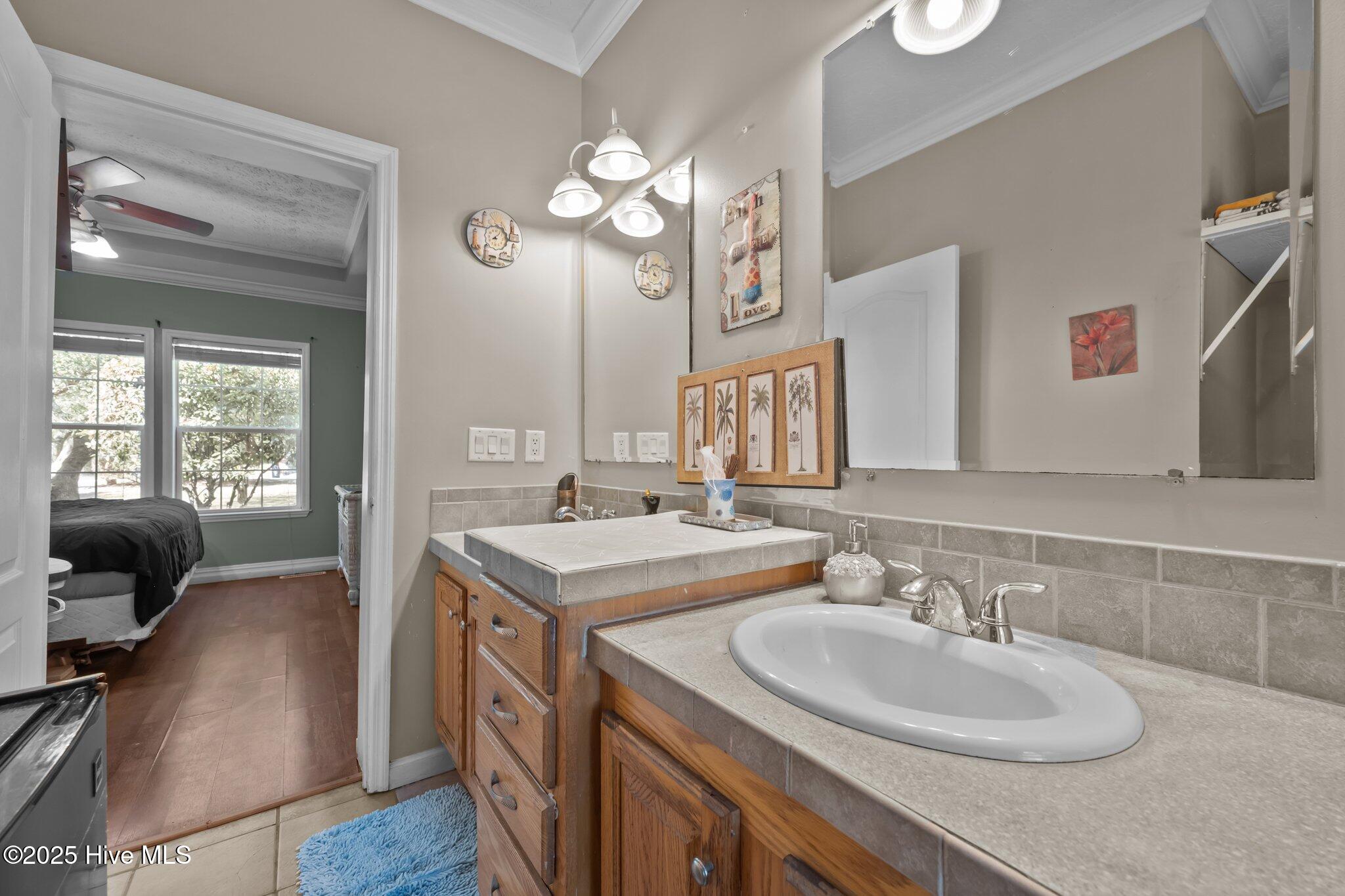 270 North Jenkins St Extension Holly Ridge, NC 28445 - Photo 13 of 53 13-web-or-mls-_RAD9416
