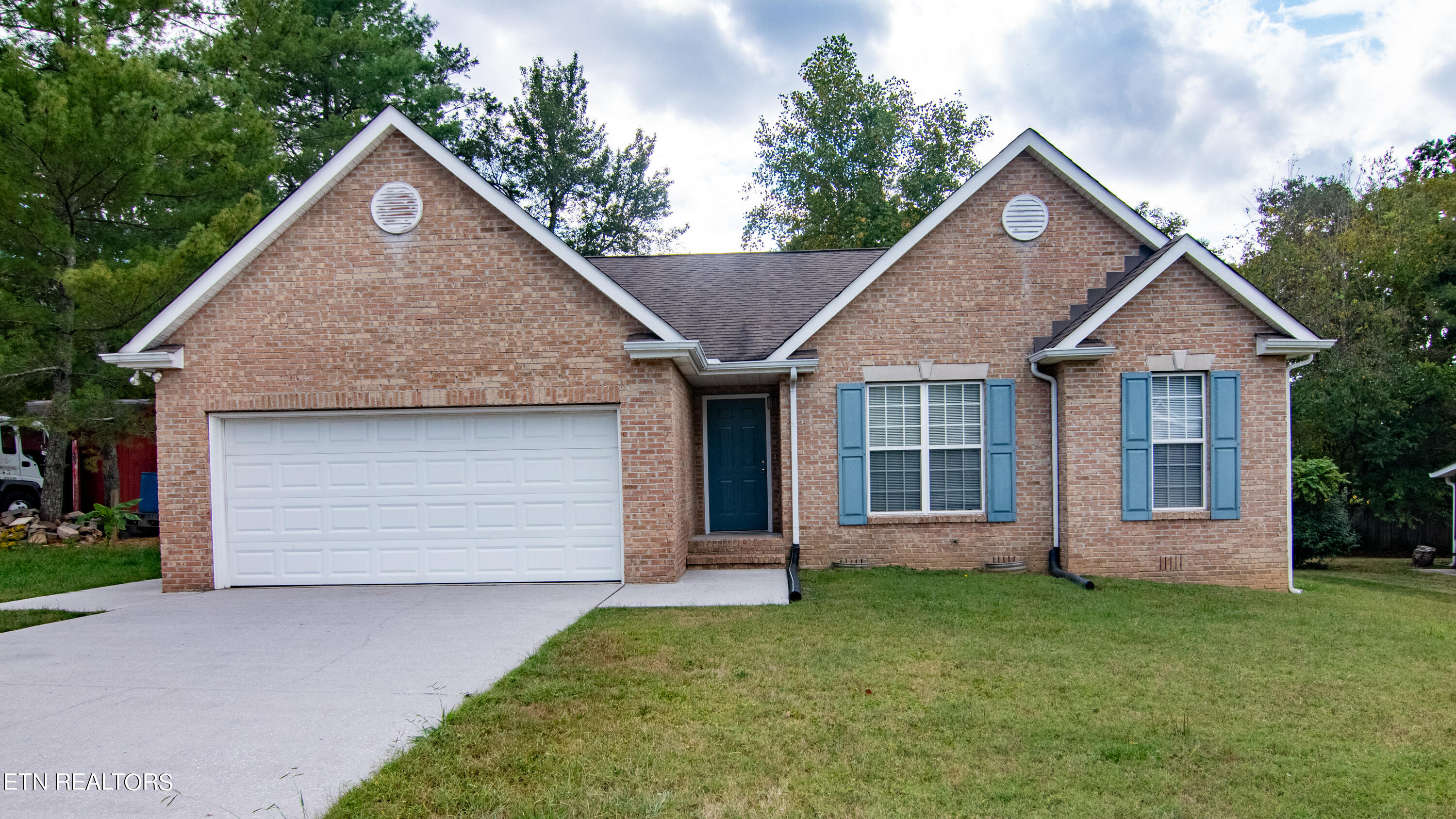 7213 Emerald Heath Road Powell, TN 37849 - Photo 1 of 17 Emerald Heath-10