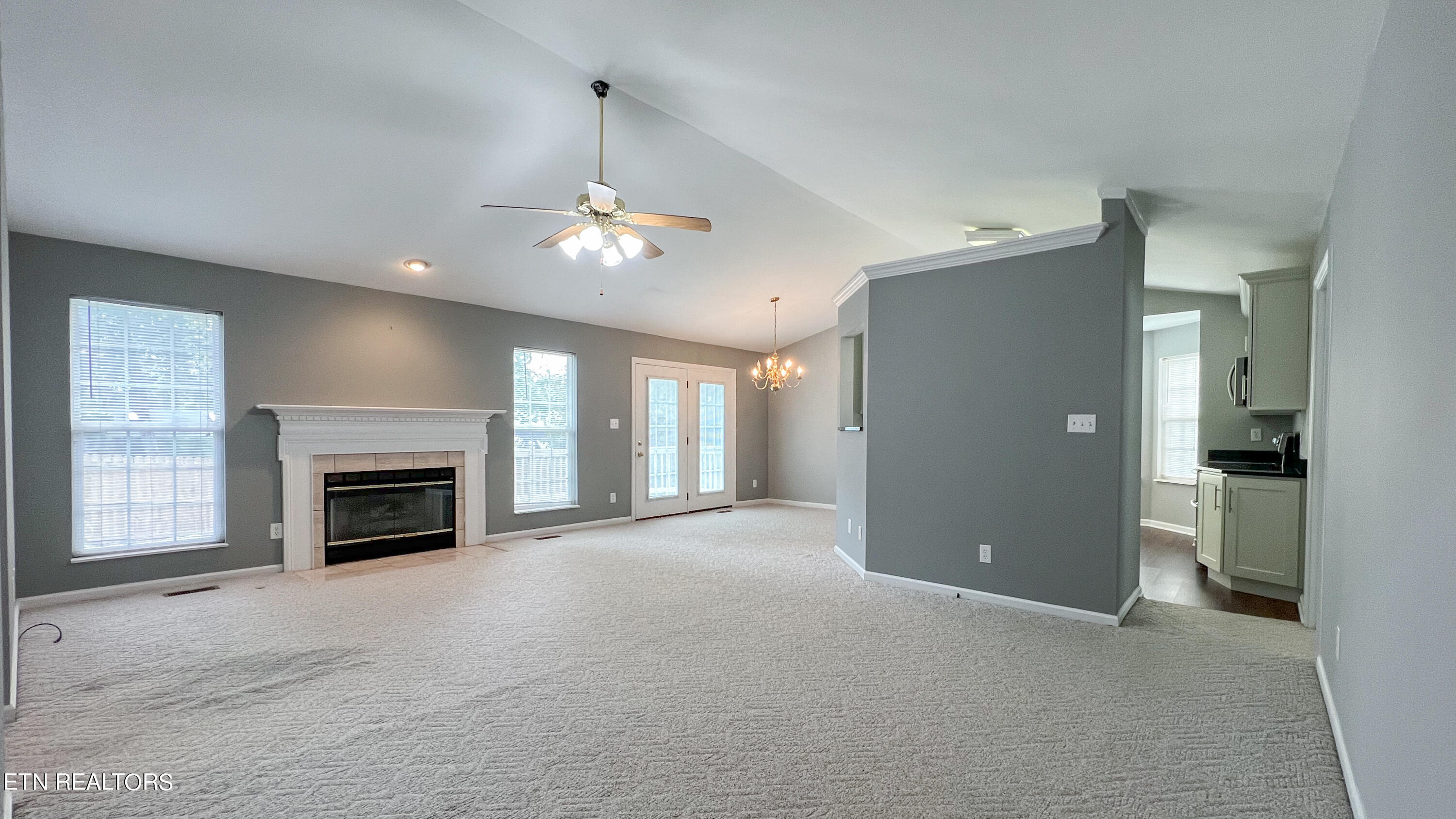 7213 Emerald Heath Road Powell, TN 37849 - Photo 2 of 17 Emerald Heath-14