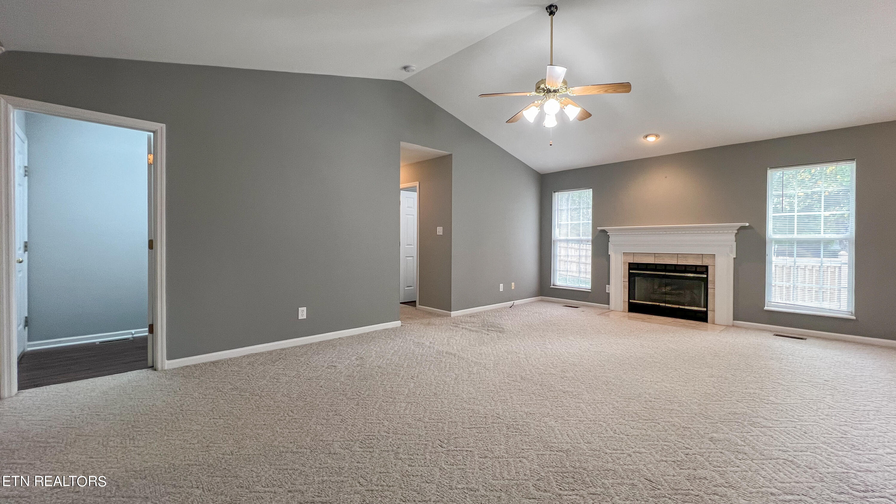 7213 Emerald Heath Road Powell, TN 37849 - Photo 5 of 17 Emerald Heath-22