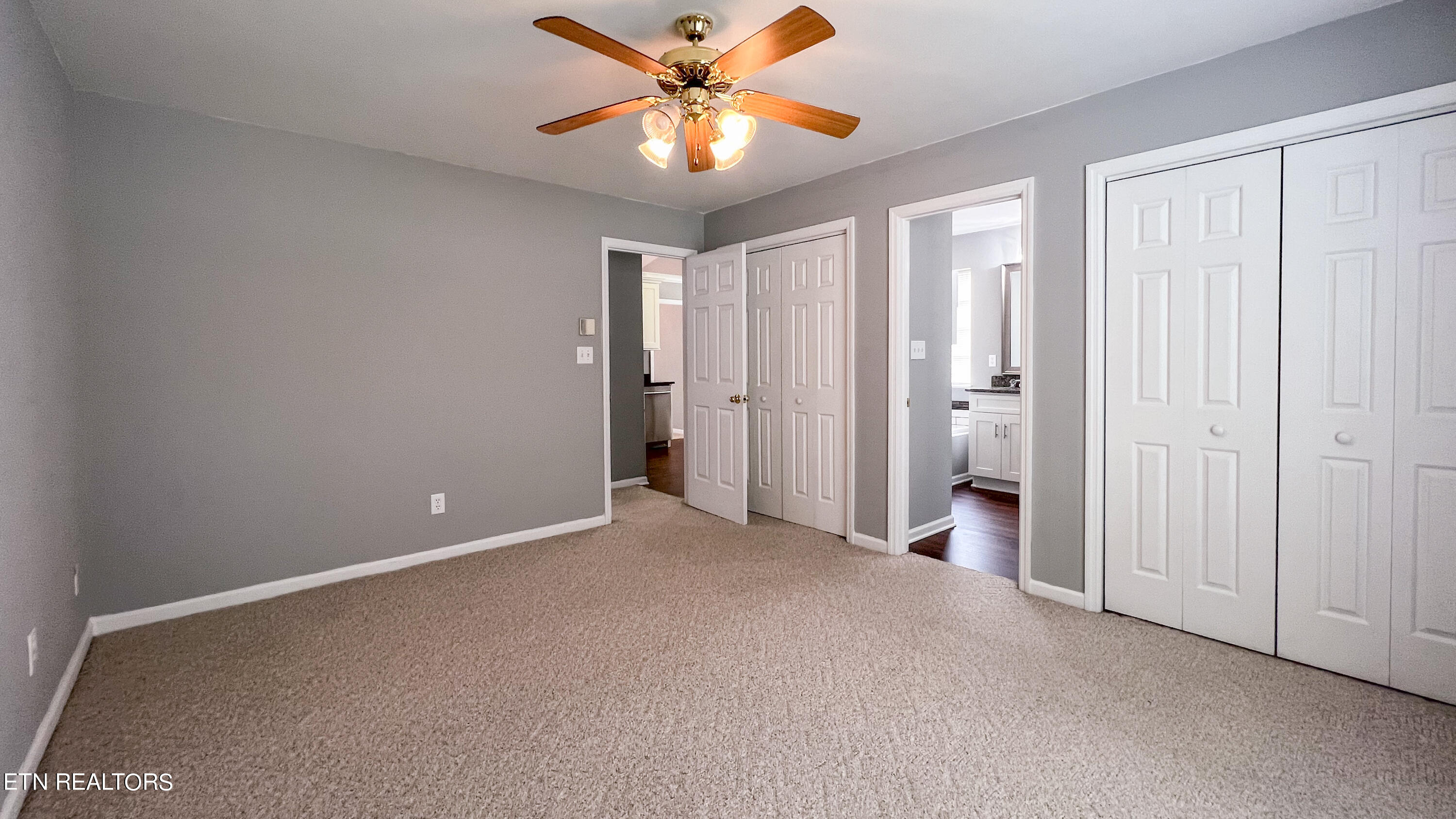 7213 Emerald Heath Road Powell, TN 37849 - Photo 7 of 17 Emerald Heath-24