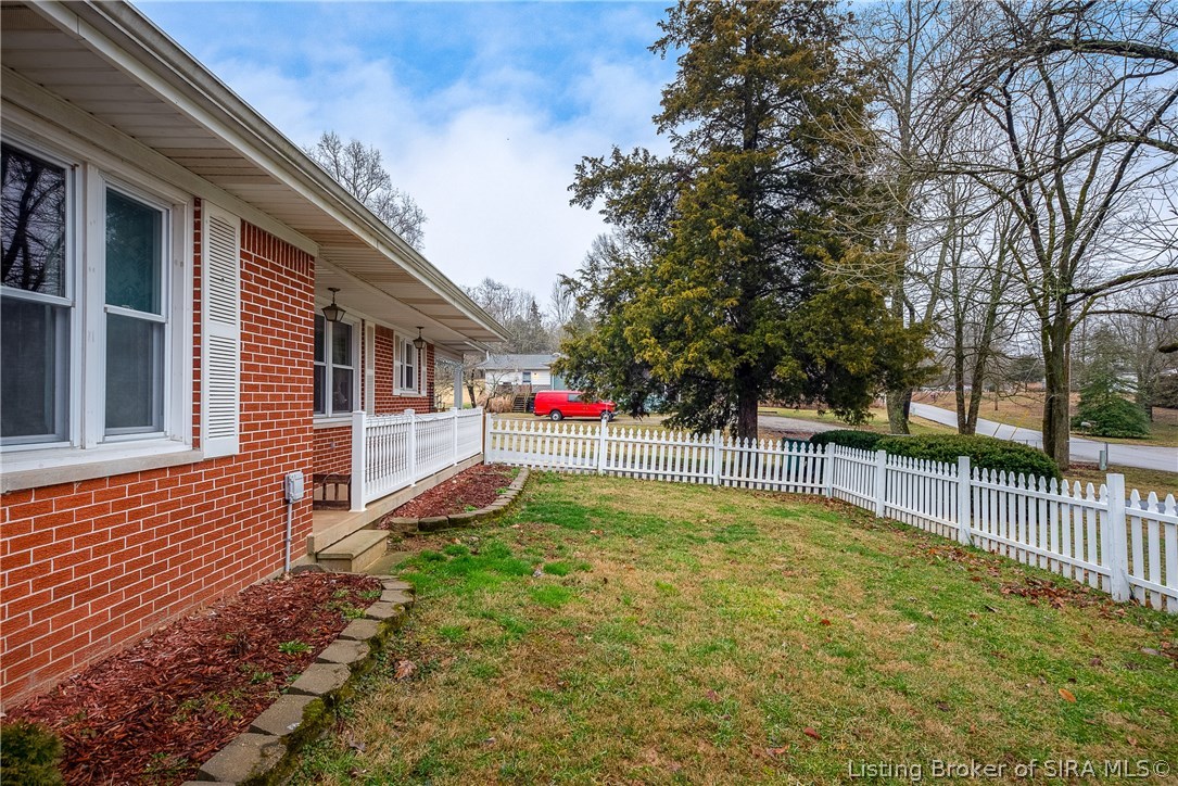 4970 Tee Road Northeast Corydon, IN 47112 - Photo 4 of 24 Gallery Image 4