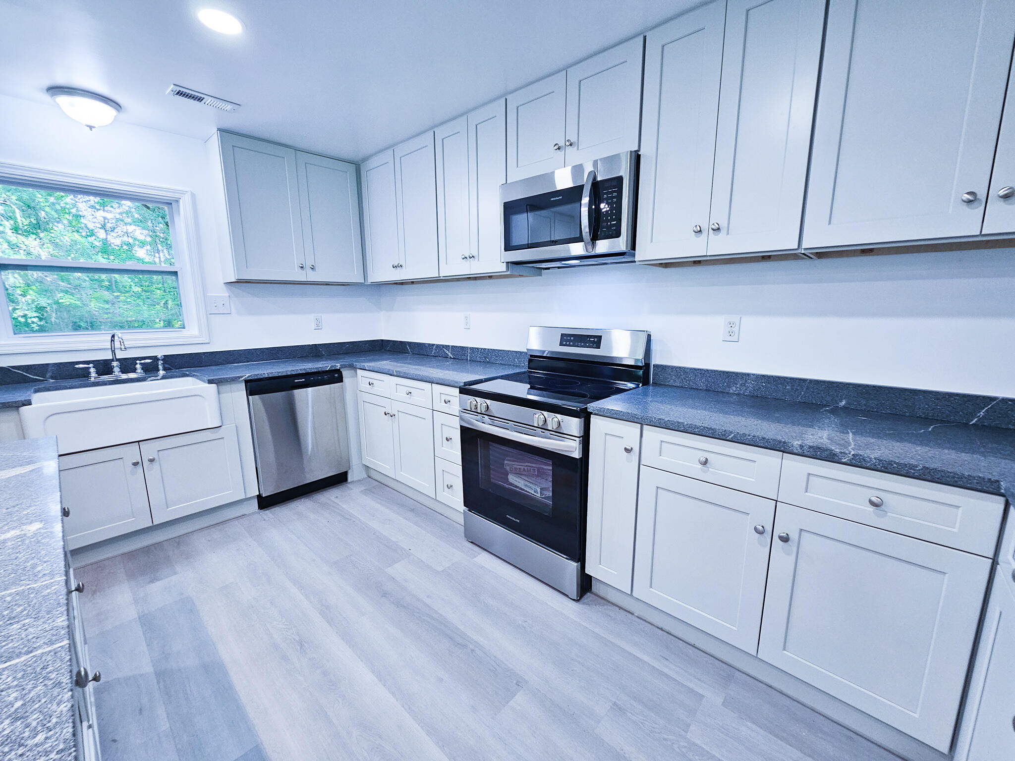 840 Brittlebank Road Walterboro, SC 29488 - Photo 19 of 55 20250603_114335