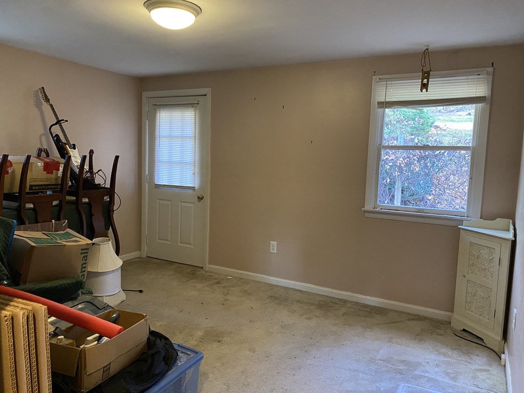 96 Hastings Road Spencer, MA 01562 - Photo 13 of 21 Gallery Image 13