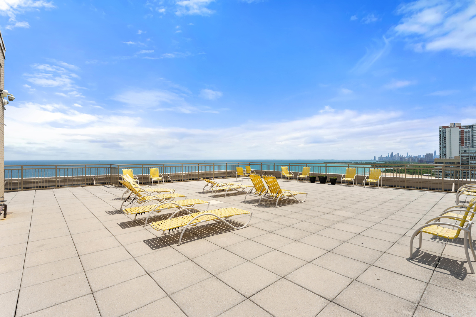 6301 North Sheridan Road, Unit 10G Chicago, IL 60660 - Photo 24 of 26