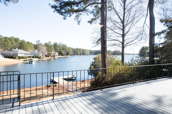 $1,584,000 | 90 Lake Shore Drive, Pinehurst, NC 28374