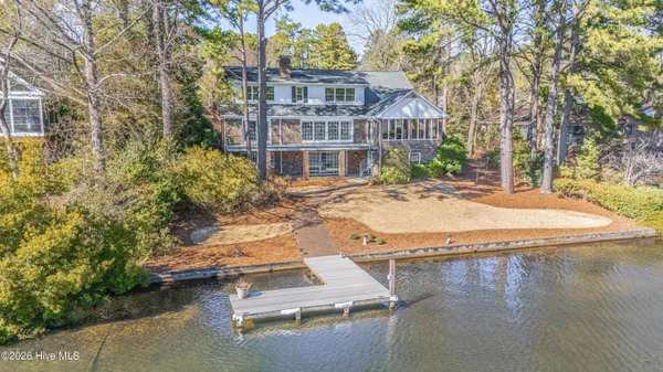$1,584,000 | 90 Lake Shore Drive, Pinehurst, NC 28374