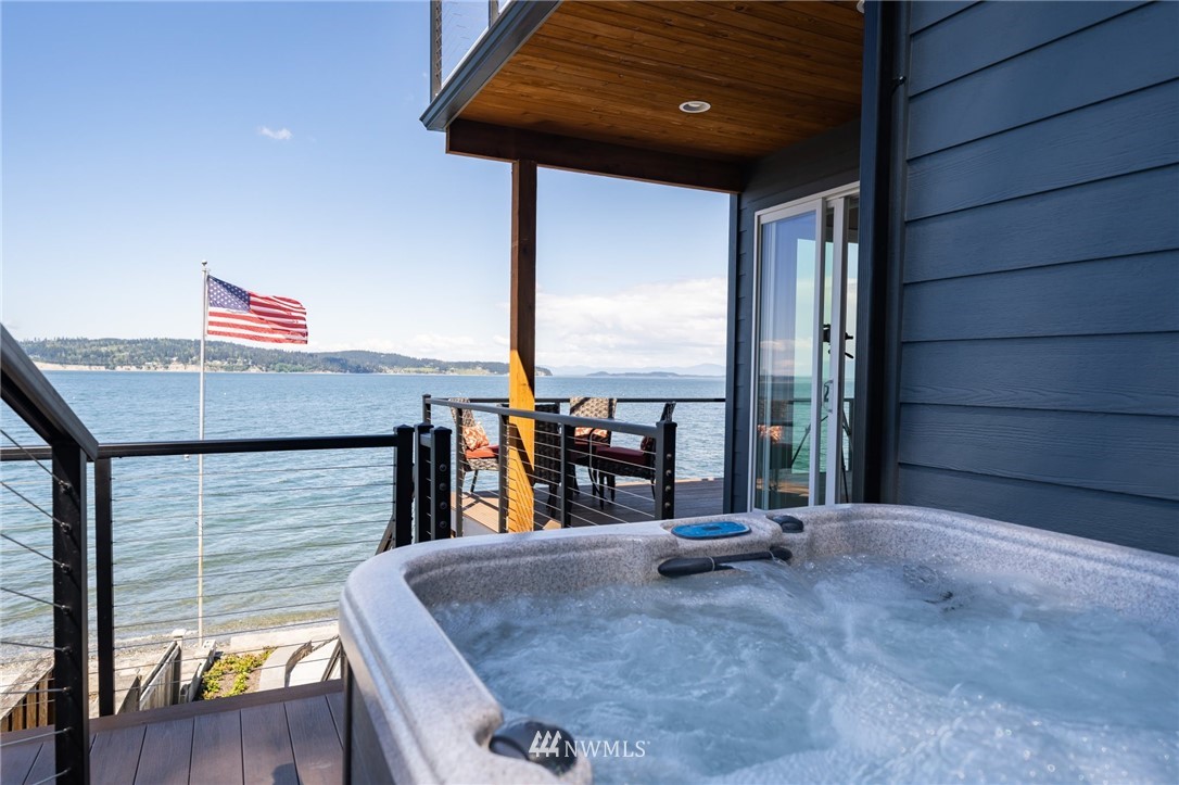 712 Maple Grove Road Camano Island, WA 98282 - Photo 18 of 25 Gallery Image 18